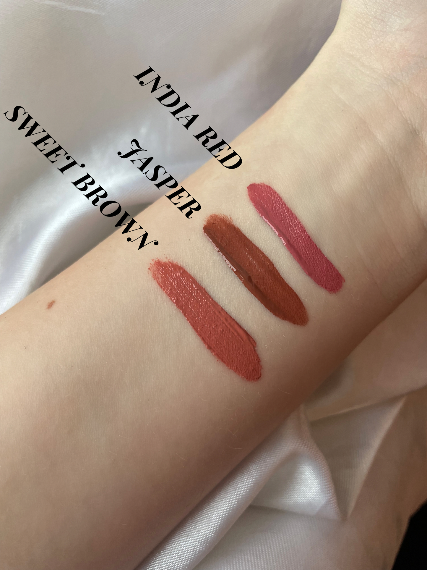 INDIA RED LIPKIT